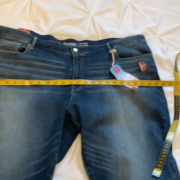 NWT LEVI’S SIGNATURE Denim Jean Capri Size 28 - Picture 12 of 16